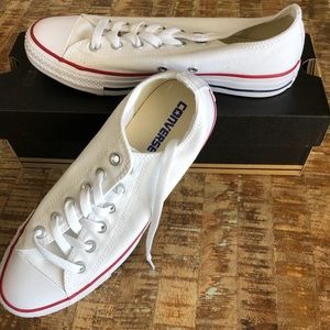 New in box converse!